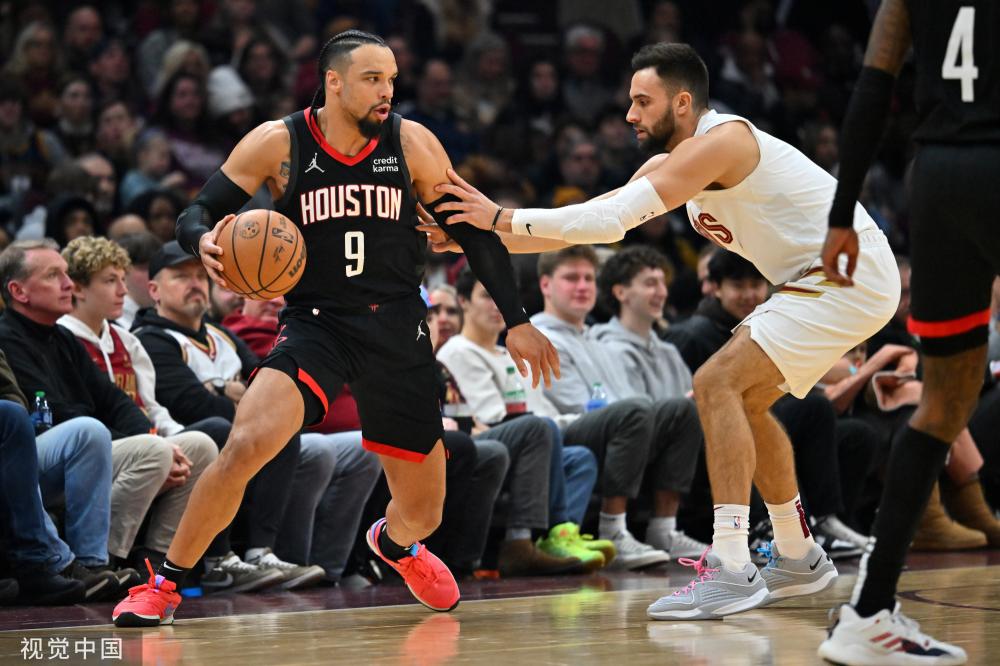 亚历山德罗 亚历山德罗