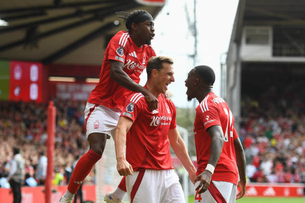 英超采取了 英超采取了